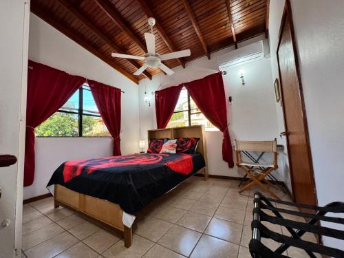 Bonne Terre House | Chalet Belizomi - La Rose Room