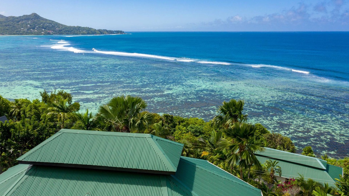 Anse Royale House | Chalet BougainvillenTwo-Bedroom Villa with Ocean View