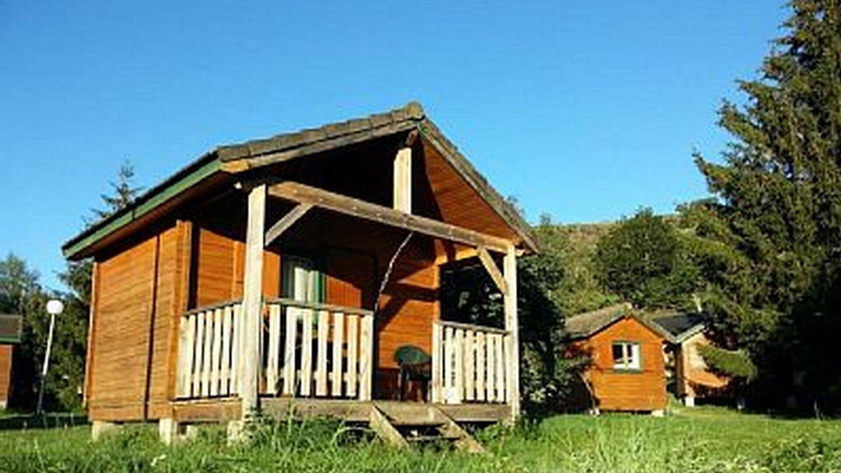Saint-Urcize House | Chalet-bungalow "Isabelle" 4 people with panoramic views of the Aubrac