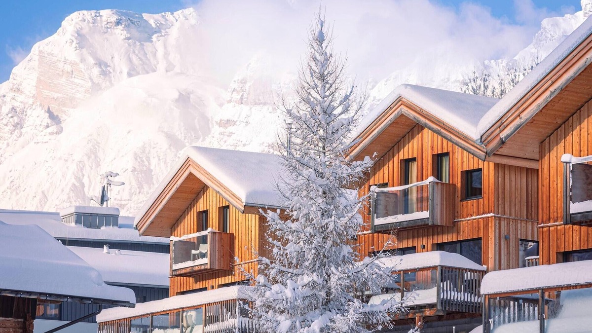 Steinach am Brenner Ski Chalet | Chalet by the ski lift with balcony and sauna