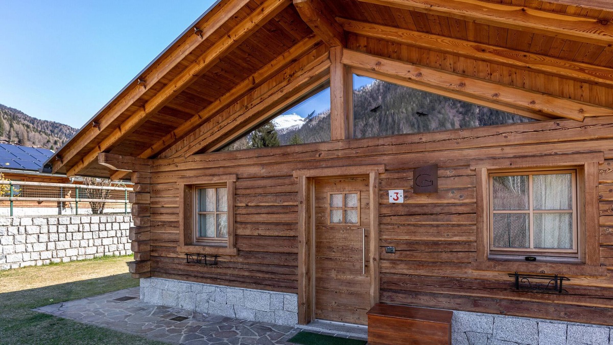Sant'Antonio di Mavignola Ski Chalet | Chalet 'Camping Faè' with Mountain View, Private Terrace and Wi-Fi