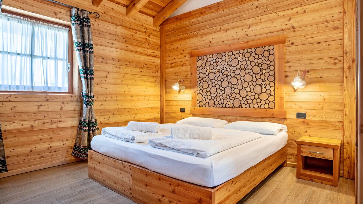 Sant'Antonio di Mavignola Ski Chalet | Chalet 'Camping Faè' with Mountain View, Private Terrace and Wi-Fi