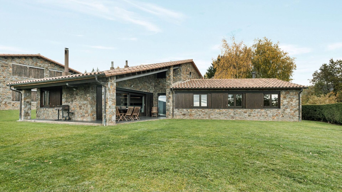 Campelles Ski Chalet | Chalet 'Casa Campelles 1' with Mountain View, Private Terrace and Wi-Fi