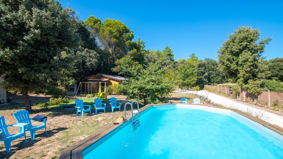 Suze-la-Rousse Ski Chalet | Chalet-Comfort-Wet room-Woodland view
