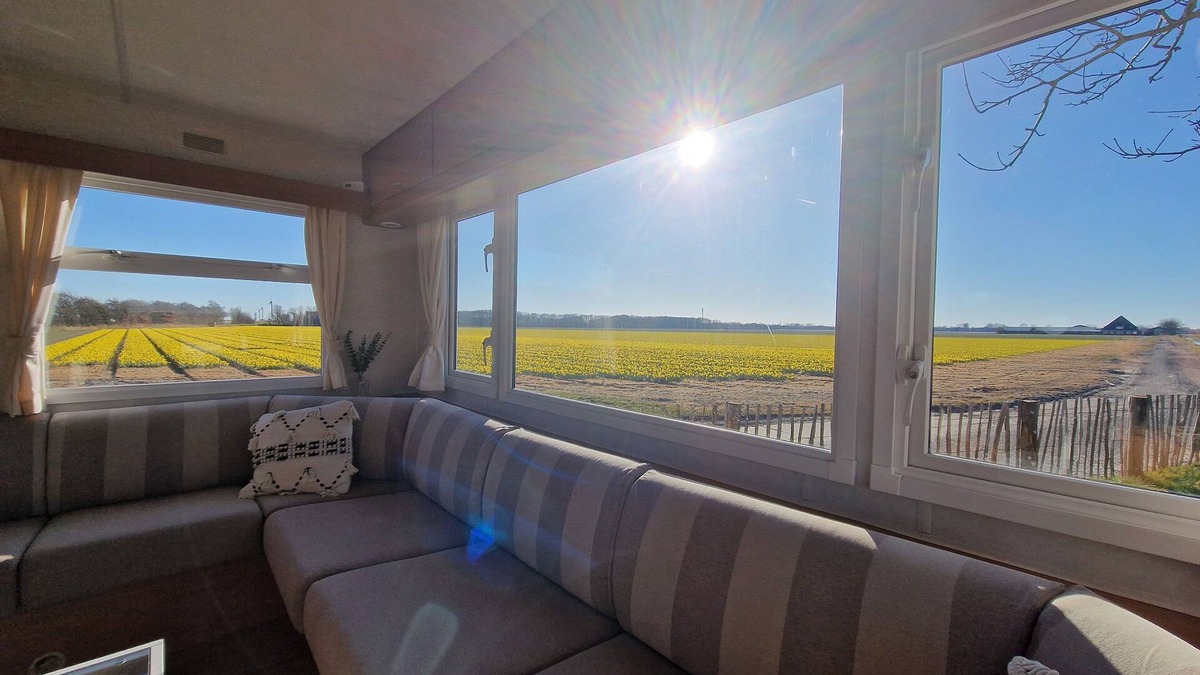 Julianadorp Ski Chalet | Chalet 'Como La Flor' Julianadorp Flowerfields Overview!