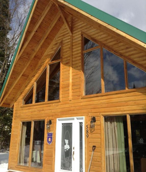 Notre-Dame-Auxiliatrice-de-Buckland Ski Chalet | Chalet d'Anna