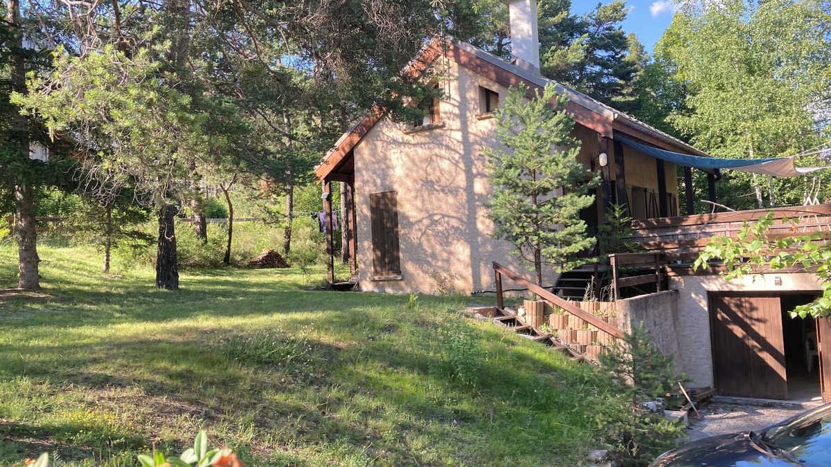 Beauvezer Ski Chalet | Chalet de Charme 6/8 Personnes -Beauvezer- 04370 CLASSE 3 ETOILES by G de Fr