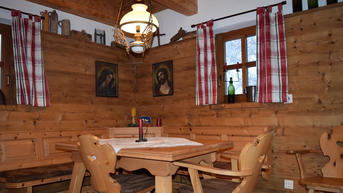 Falkenfels Ski Chalet | Chalet