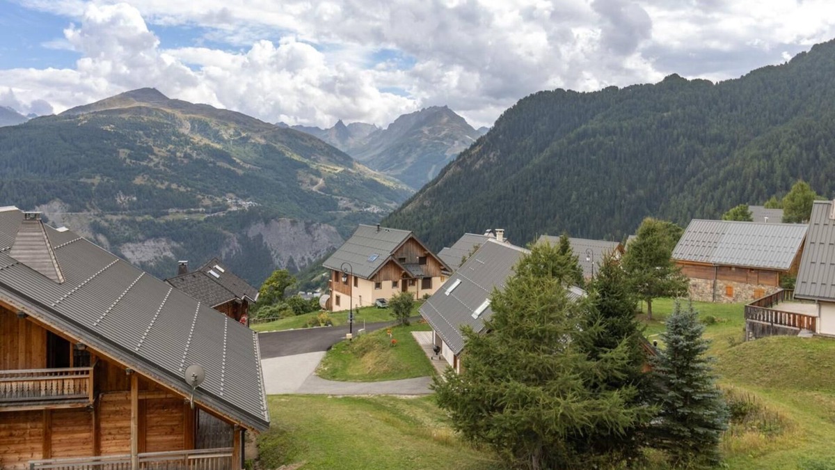 Montricher-Albanne House | CHALET DE L'ERMITE - L'ALBANNE