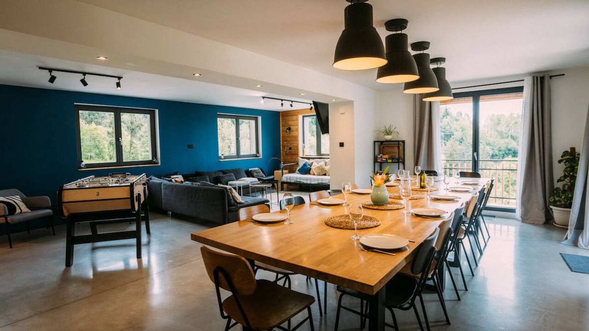Thoiry Ski Chalet | CHALET DE LA FOUGERE 15 PERS 180M2 BAUGES