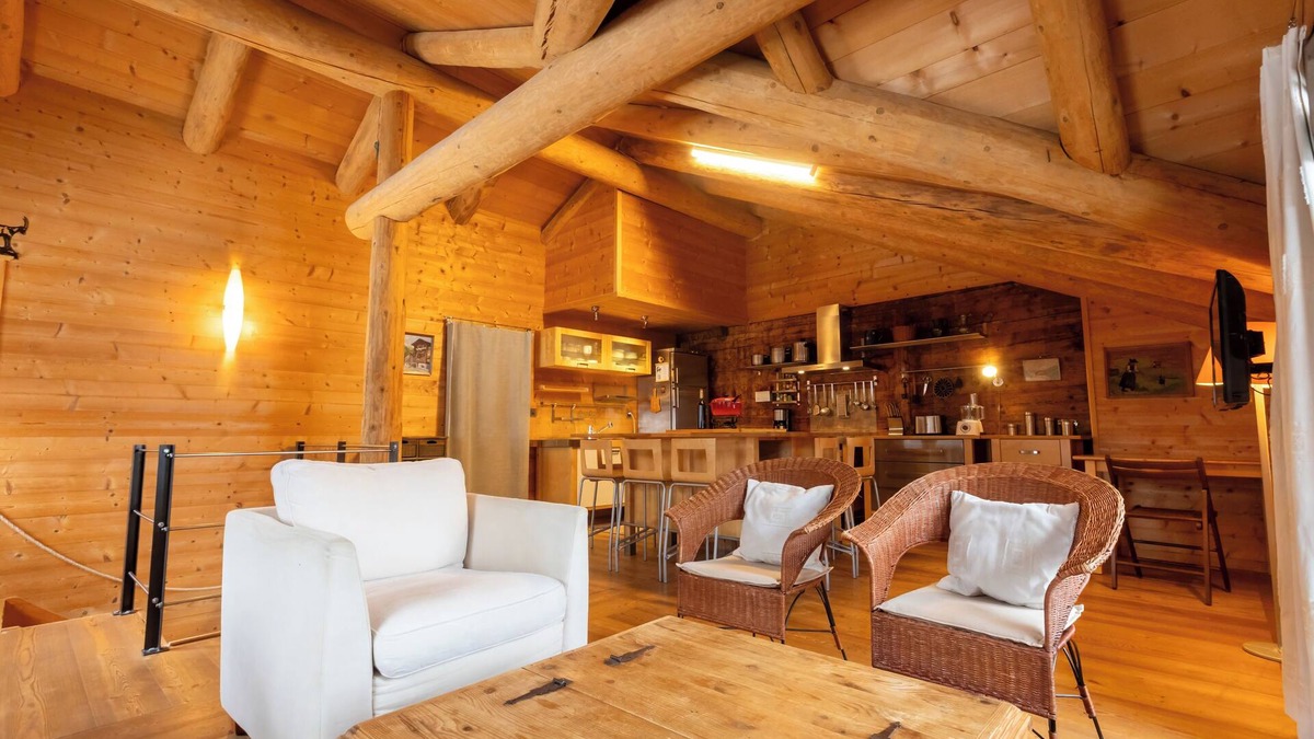 Morgins Ski Chalet | Chalet Dent d'Oche - A dream family holiday in the village center