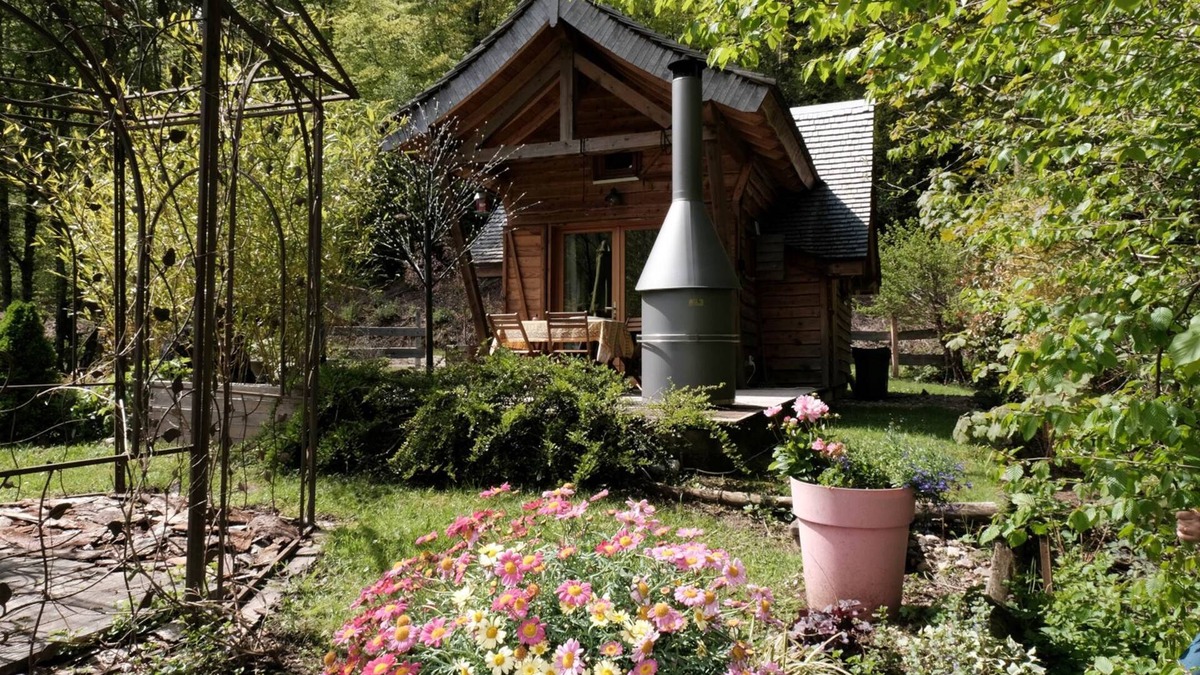 Epinal Apartment | Chalet des amoureux-nature lodging in the Vosges