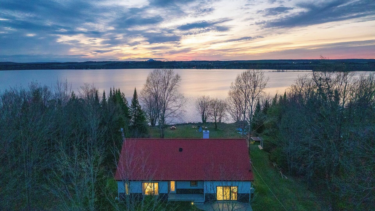 Le Haut-Saint-Francois Regional County Municipality Ski Chalet | Chalet des Oiseaux Bleus/Spa/Lac