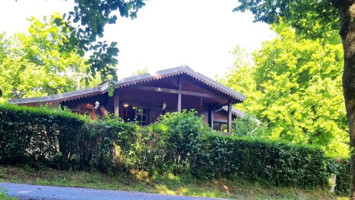 Saint-Martin-du-Puy Ski Chalet | Chalet du lac de Chaumeçon Saint-martin-du-puy