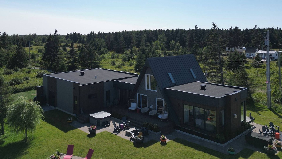 Bas-Caraquet Ski Chalet | Chalet du phare