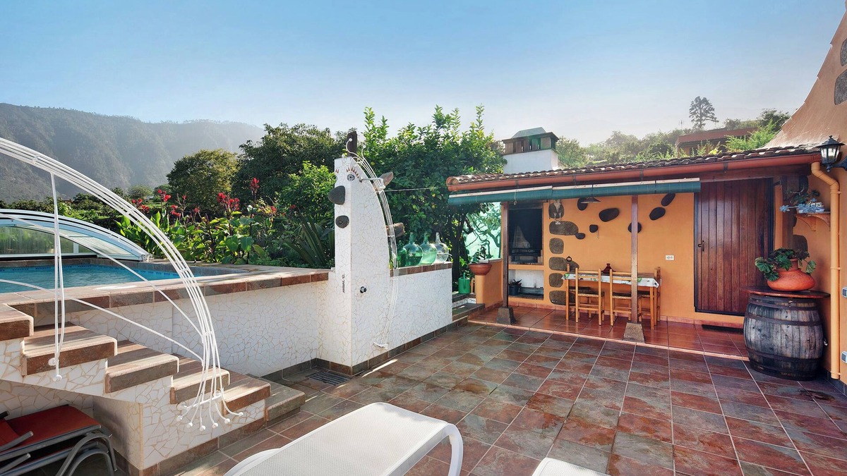 Montijos Ski Chalet | Chalet 'Eco Con Vistas Al Teide' with Sea View, Wi-Fi and Air Conditioning