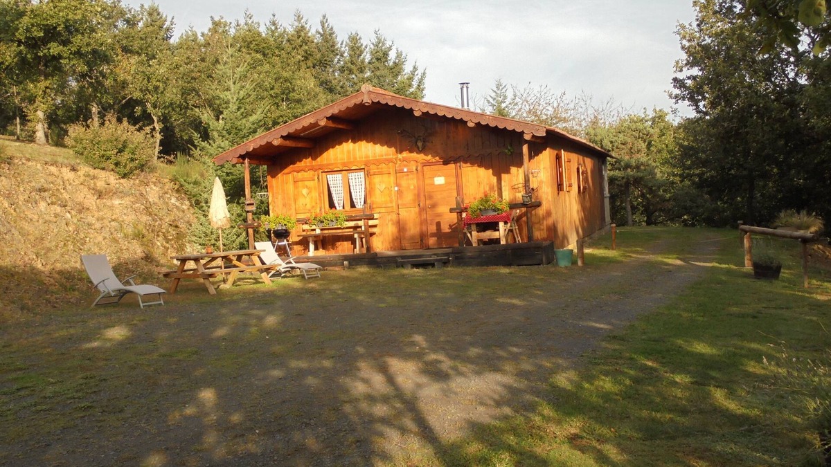 Blesle Ski Chalet | Chalet en Pleine Nature, à Proximité de Sentiers de Randonnées
