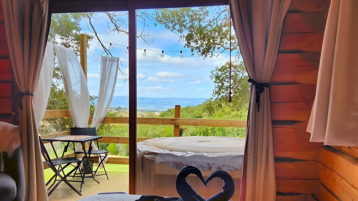 Alairac Ski Chalet | Chalet en Rondin Avec spa Privé à 10 Minutes de la Cité de Carcassonne