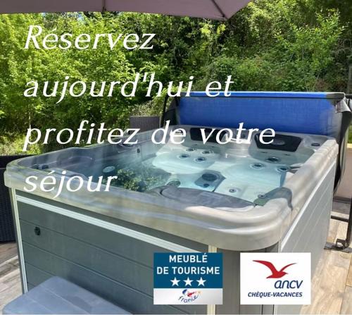 Balleray Ski Chalet | Chalet et jacuzzi au coeur du Nivernais