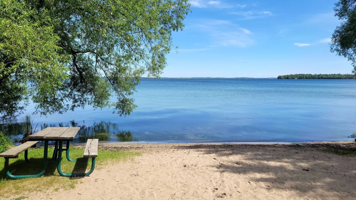 Innisfil Apartment | Chalet Ewart by the lake