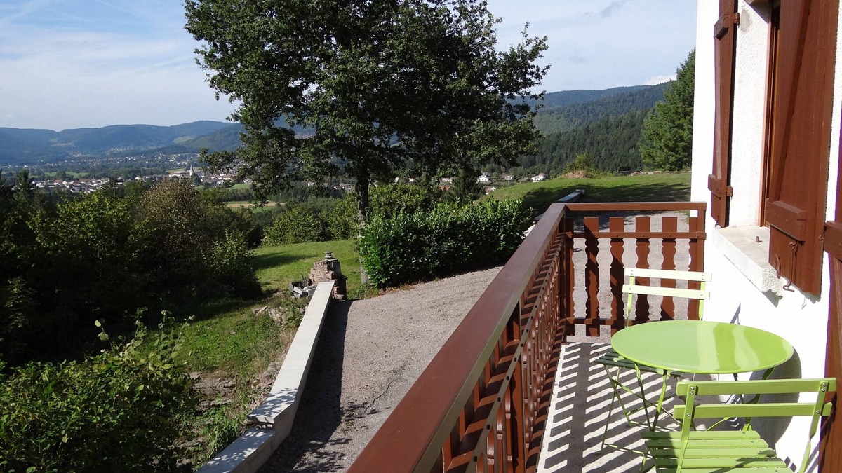 Basse-sur-le-Rupt Ski Chalet | CHALET* EXCEPTIONAL VIEW OF THE VALLEY