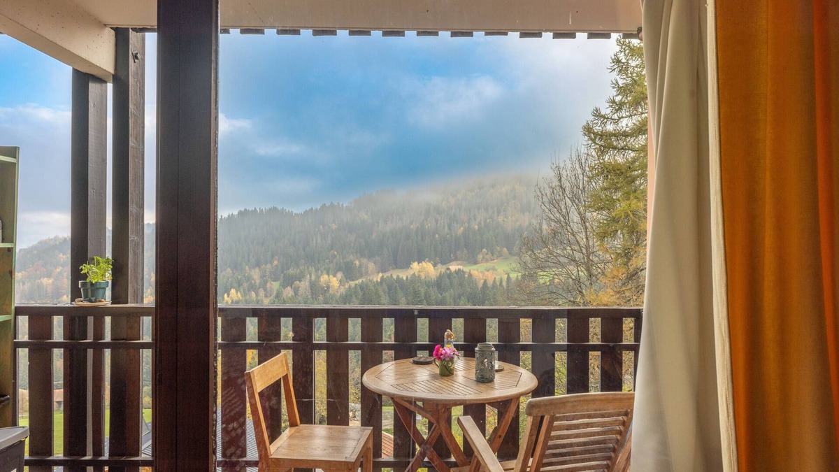 Cordon Ski Chalet | Chalet 'Face Au Mont Blanc, Plein Sud' with Mountain View, Shared Terrace and Wi-Fi