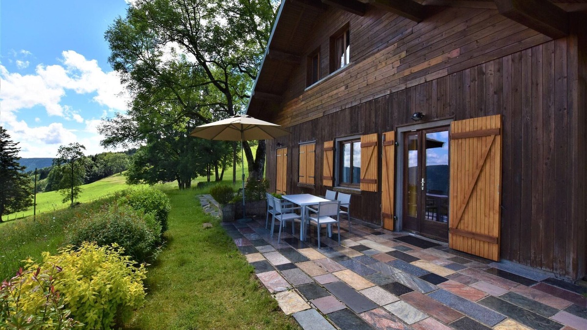 Saulxures-sur-Moselotte Ski Chalet | Chalet in Saulxures near Ski Resorts