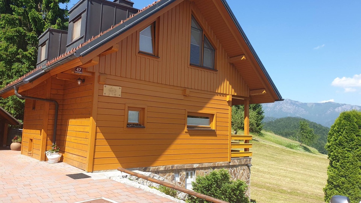 Senturska Gora Ski Chalet | Chalet "Gorski cvet" near Krvavec