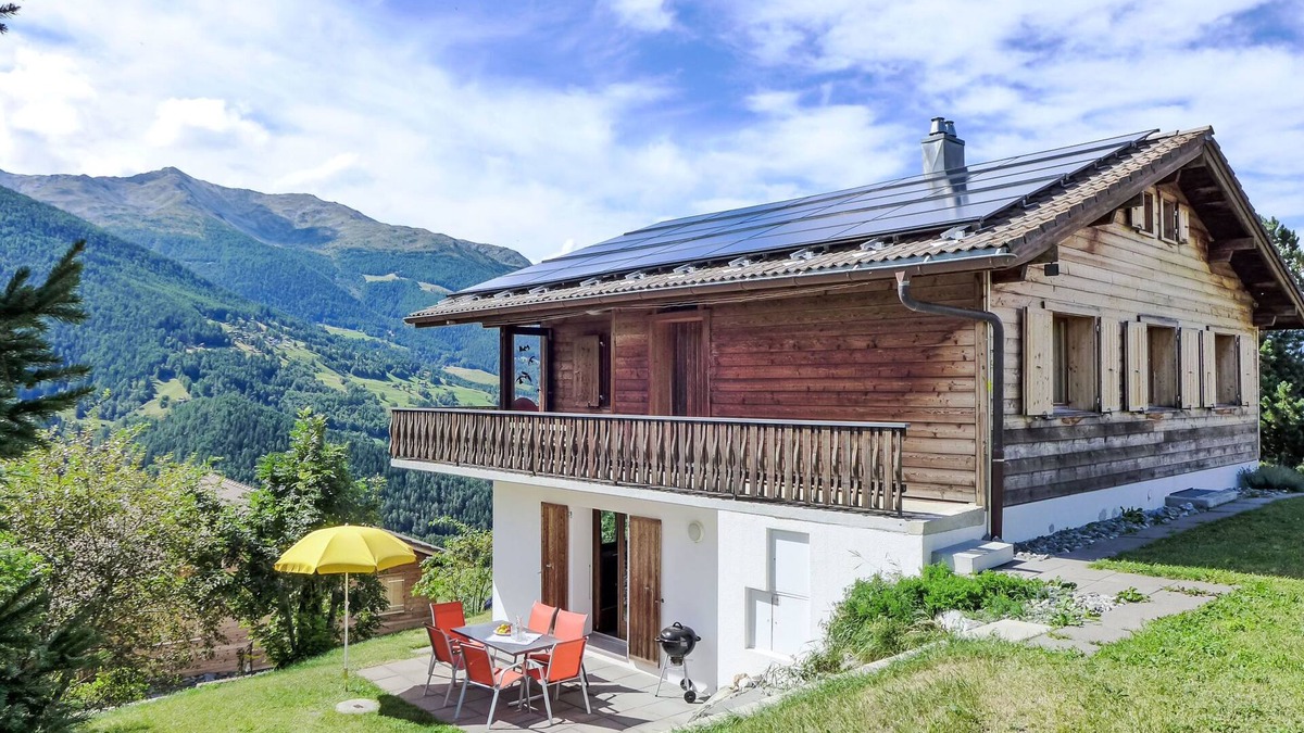 Buerchen Apartment | Chalet Gredetsch 4B by Interhome