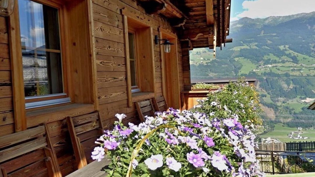 Aschau Im Zillertal Ski Chalet | Chalet Hochzillertal with sauna in the Zillertal