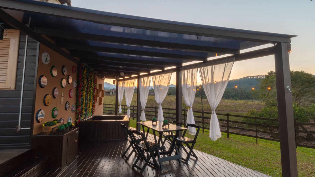 Nova Veneza Ski Chalet | @CHALET.HOME