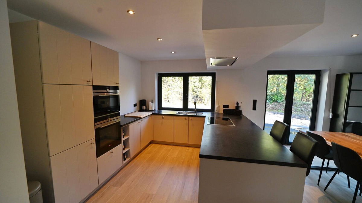 Somme-Leuze Ski Chalet | Chalet ideally located on the edge of forest