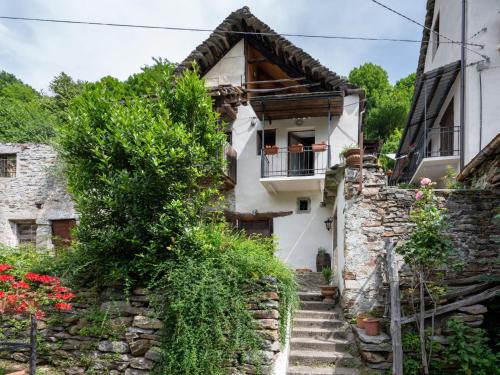Bognanco Ski Chalet | Chalet Il Gianlupo Grigio by Interhome
