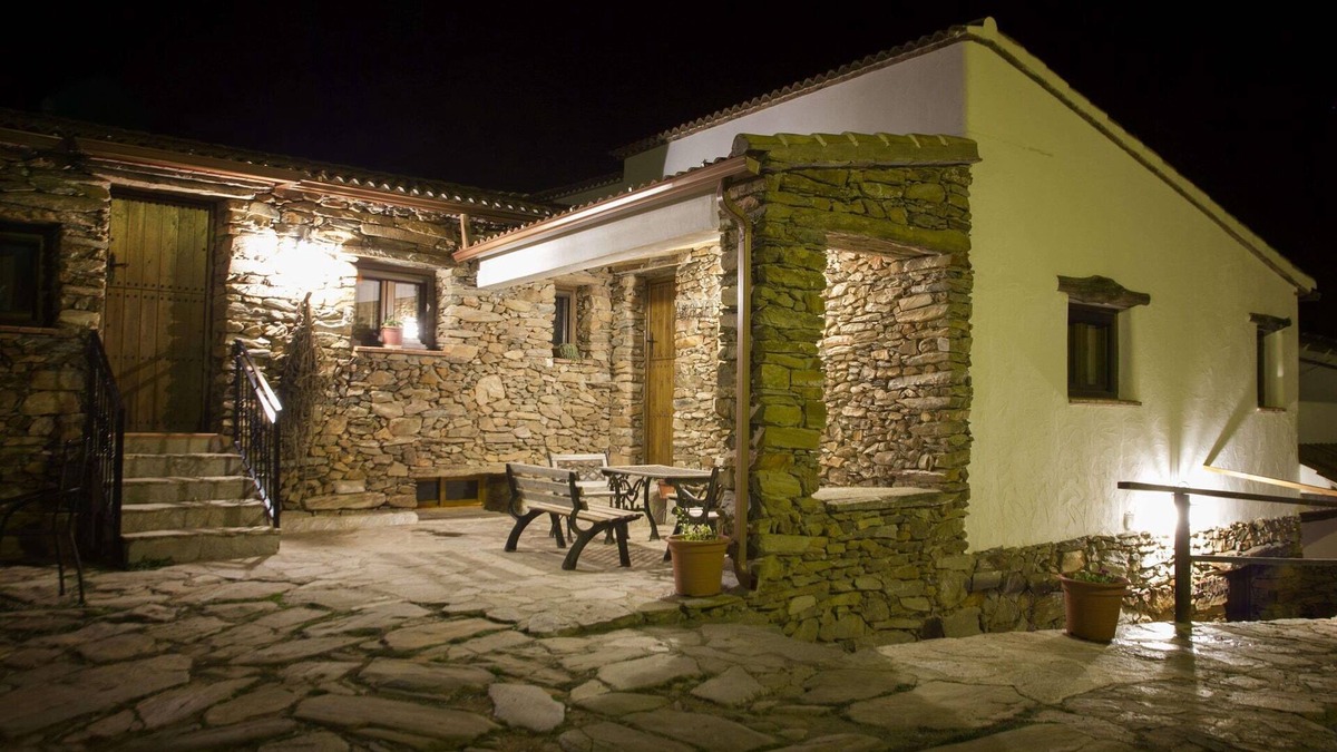 Laroya House | Chalet in Almería with Mountain Views