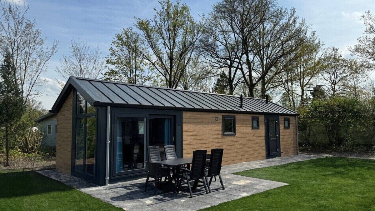 Hengelo Ski Chalet | Chalet in Hengelo near Nature Reserves