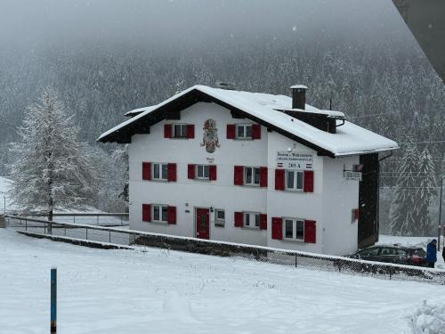 Sankt Gallenkirch House | Chalet in Montafon near Ski Lifts