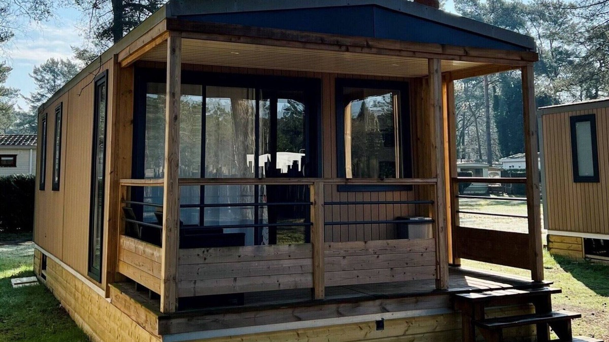 Beekbergen-Zuid Ski Chalet | Chalet in Netherlands near Cycling Trails