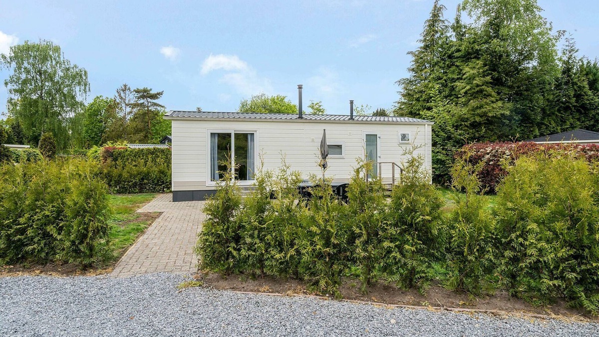 Baarle-Nassau Ski Chalet | Chalet in Parc de Kievit with Private Garden
