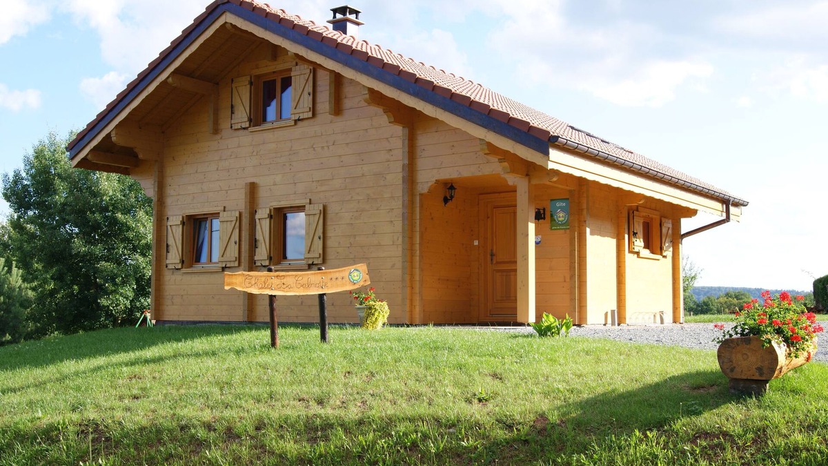 Etobon Ski Chalet | Chalet in the heart of a peaceful green setting - Gîte de France 3 épis