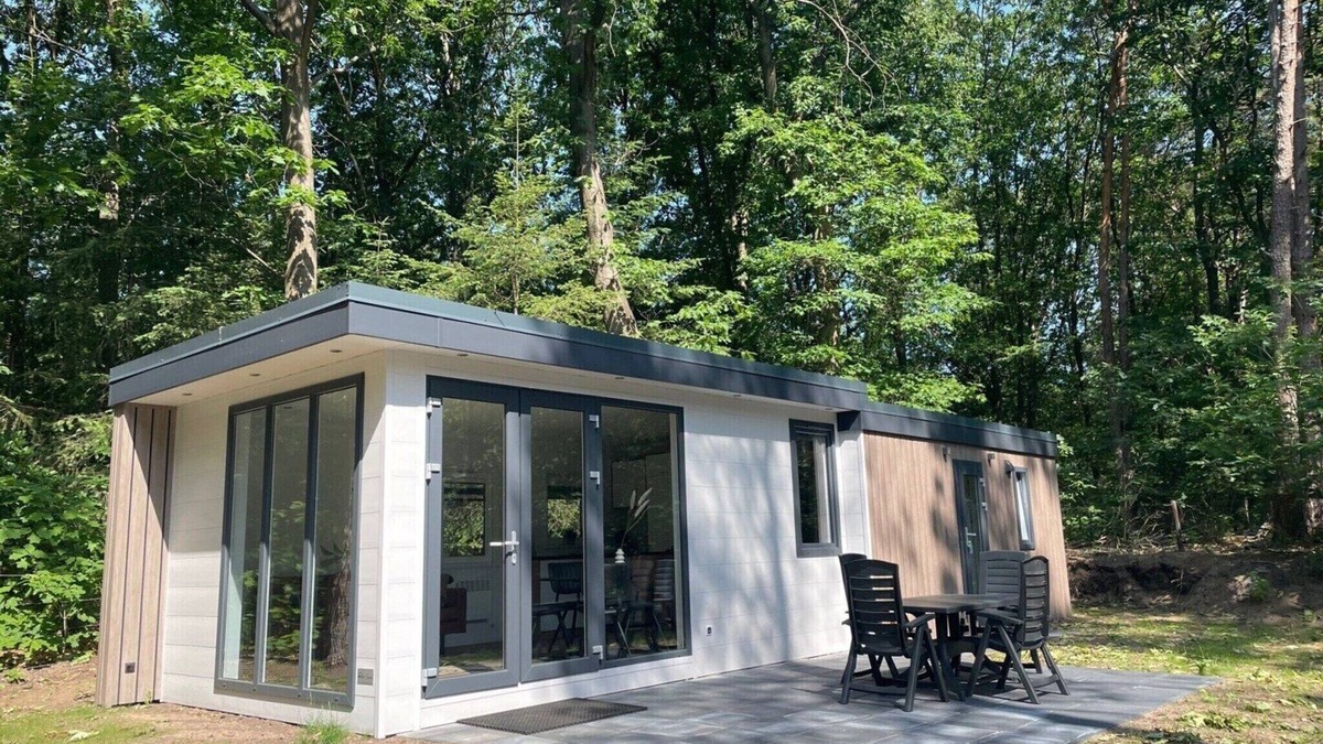 Beekbergen-Zuid Ski Chalet | Chalet in Veluwe near Scenic Trails