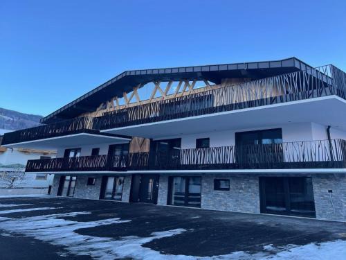 Aschau Im Zillertal House | Chalet in Zillertal near Ski Slopes & Whirlpool, cleaning included