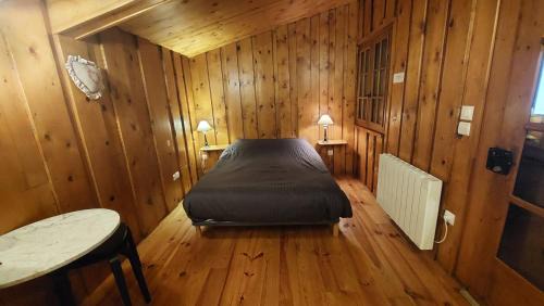 Dullin Bed & Breakfast | Chalet indépendant chez Aurèle