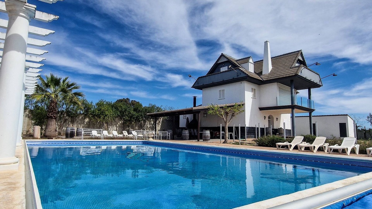 Montoro Ski Chalet | Chalet Independiente con Piscina en Montoro