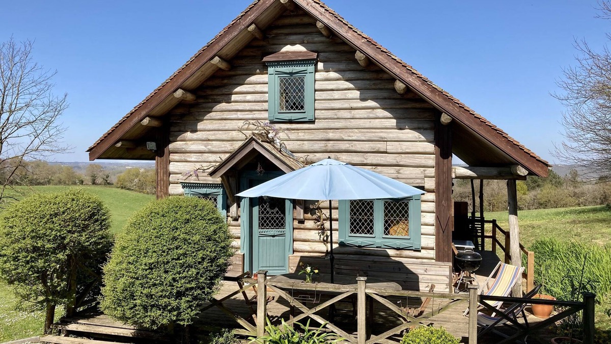 Morlanne Ski Chalet | Chalet "Isba" in the countryside