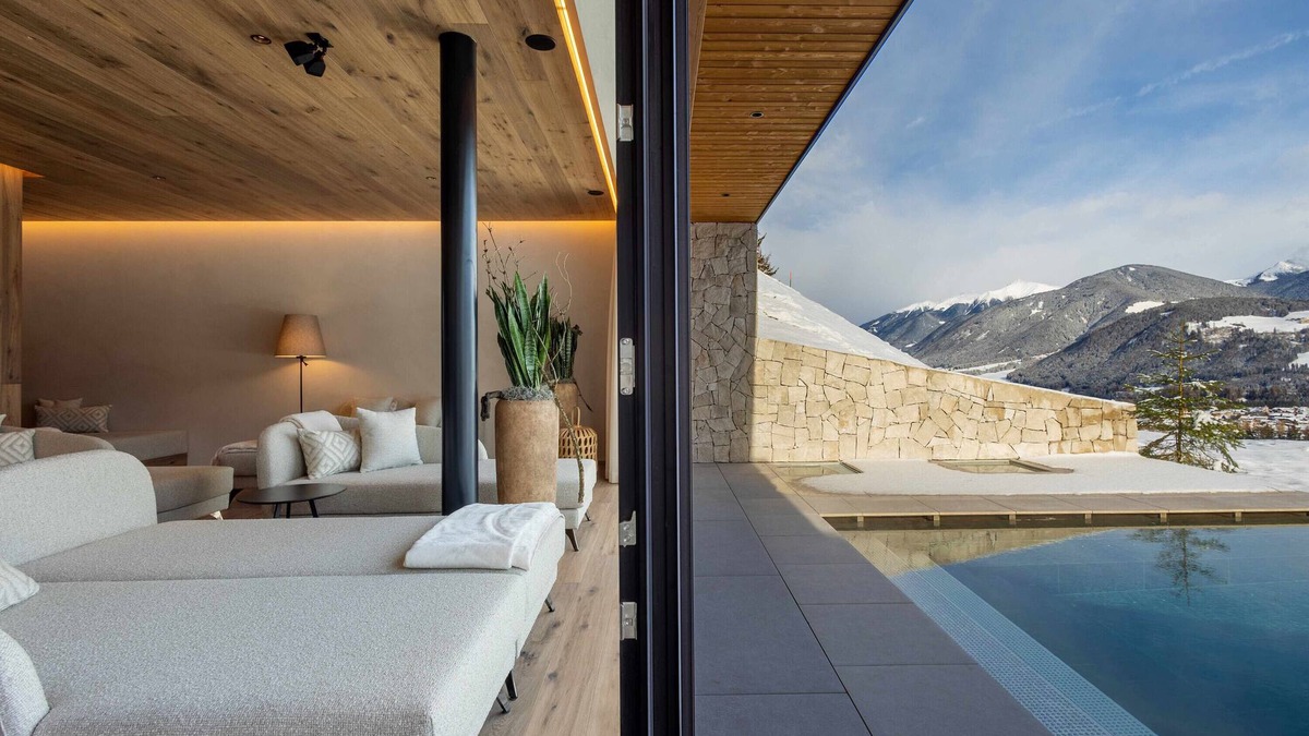 Casola Ski Chalet | Chalet 'K Lodge View' with Mountain View, Private Pool and Sauna