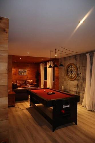 Saint-Damien Ski Chalet | Chalet le Macaron