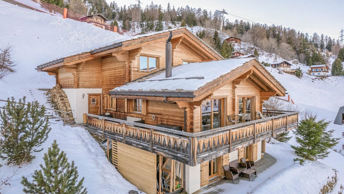 La Tzoumaz Ski Chalet | Chalet le Grand Ours - Jacuzzi Sauna Views Ski-In Ski-Out - La Tzoumaz, 4 Vallees