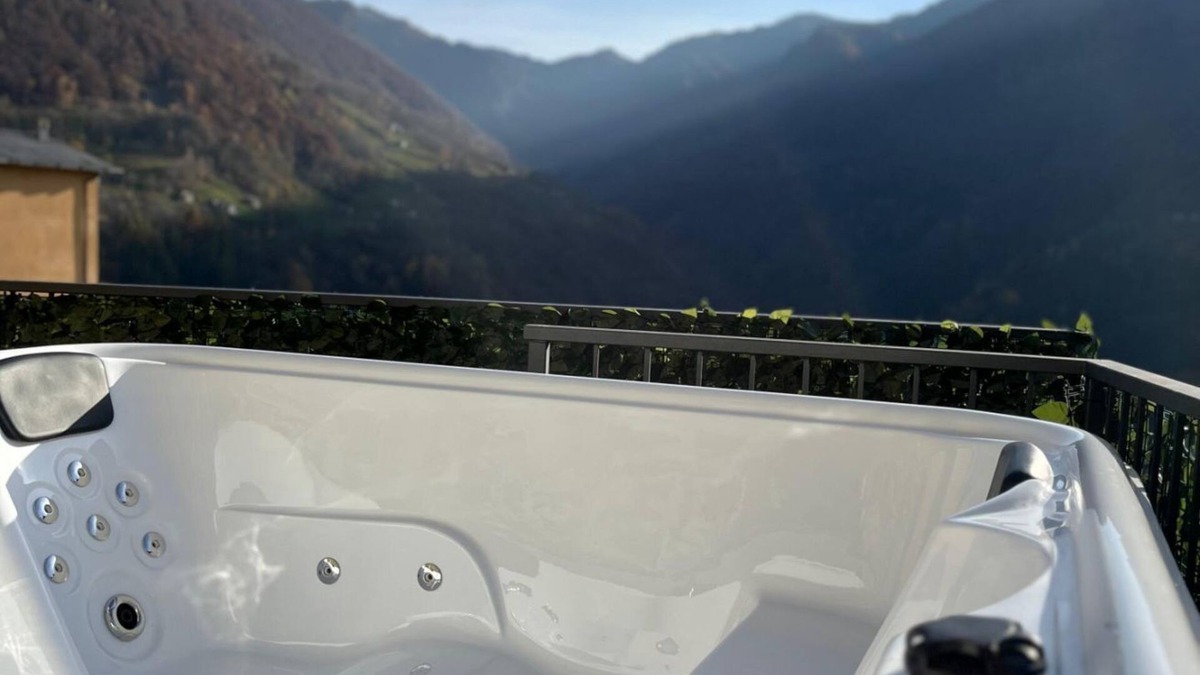 Premana Apartment | Chalet Letizia Mountain and Relax - Genziana Apartment