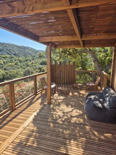 Santa Giulia House | Chalet maisonette dans hameau calme