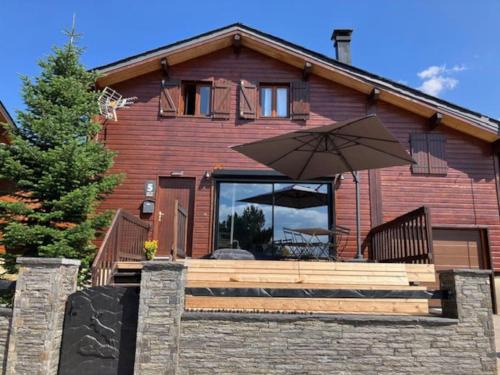 Eyne 2600 Ski Chalet | Chalet Malaza